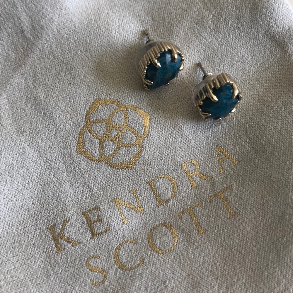 Gorgeous gold & turquoise Kendra Scott studs.